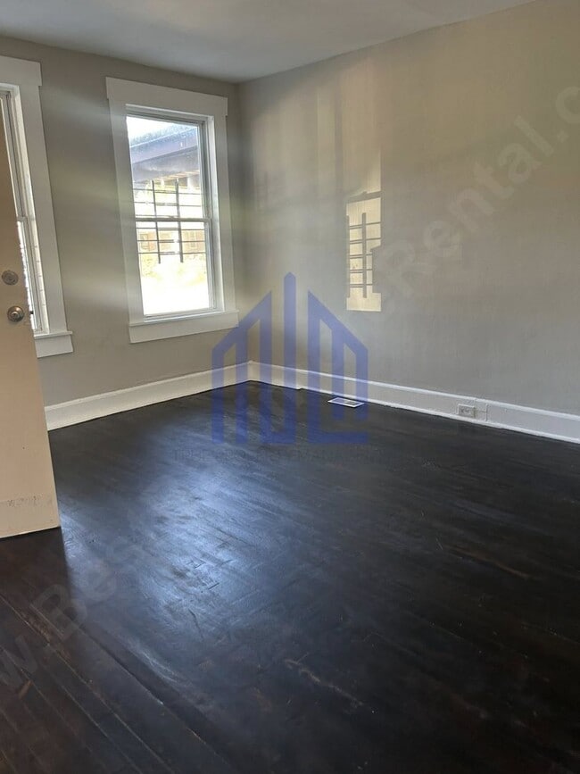 Foto del edificio - 2761 Baker St