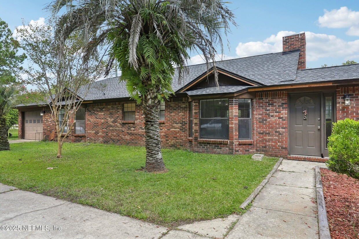 Primary Photo - 2815 Cortez Rd