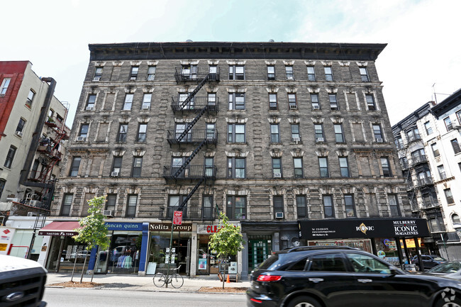 Building Photo - 188 Mulberry St