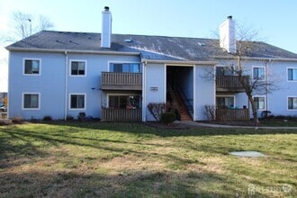 Building Photo - 2202 Aspen Dr