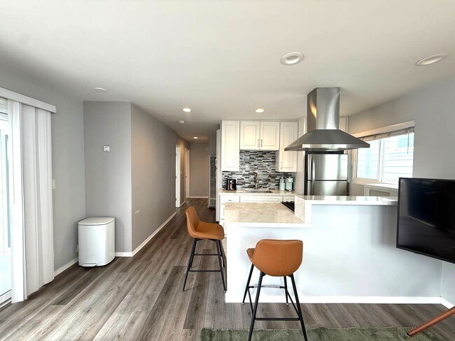 Foto del edificio - 315 Sapphire Ave