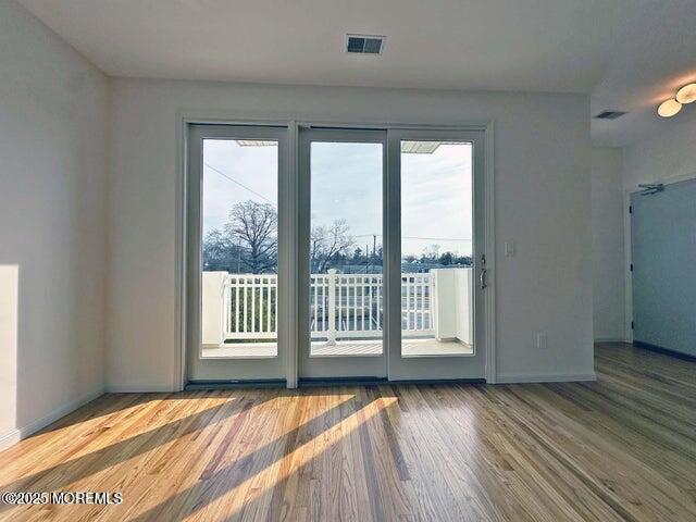 Foto del edificio - 865 Arnold Ave