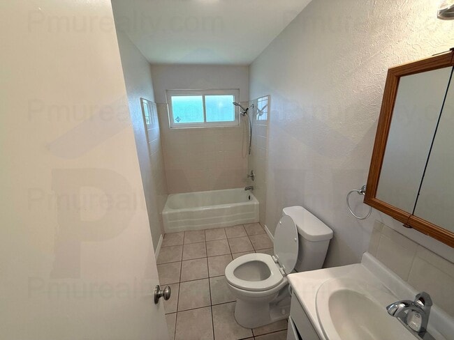 Photo - AVAILABLE NOW!!! Lovely 3 bedroom, 1 bath house in Duncanville