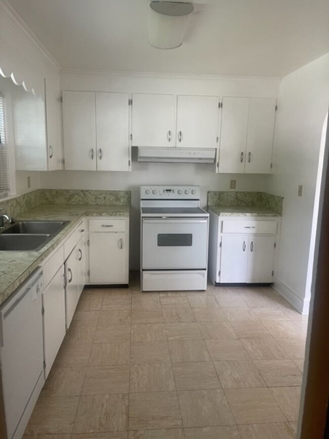 Foto del edificio - House for Rent - Kempsville Rd / Lansdale ...