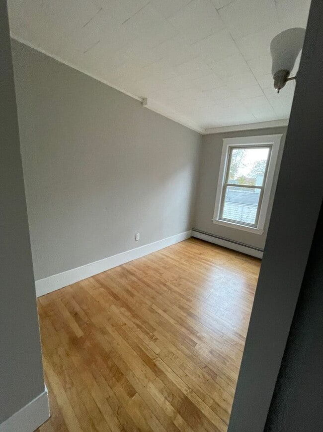 Building Photo - 135 Lafayette Square