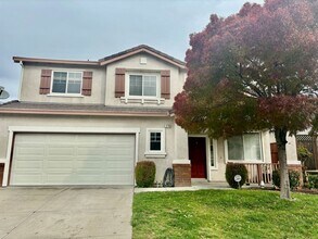 Building Photo - 270 Cloverbrook Cir