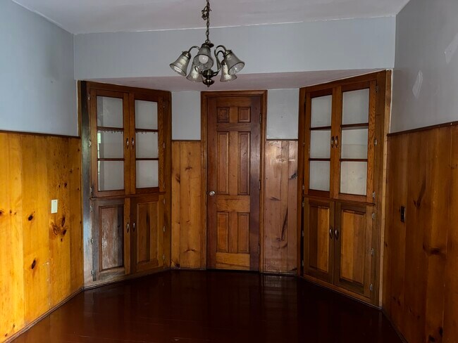 Foto del edificio - 2910 Boudinot Ave