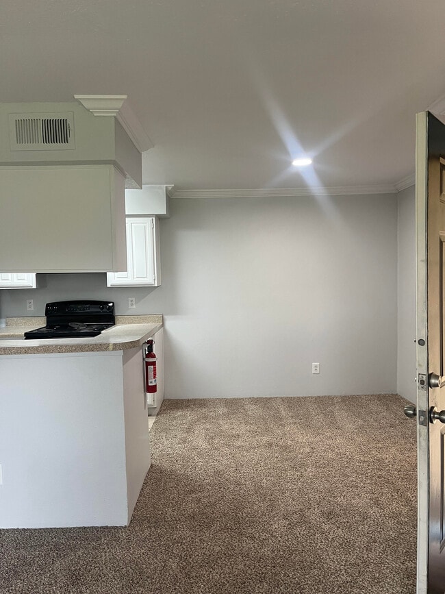 Building Photo - Berry Creek Condominiums