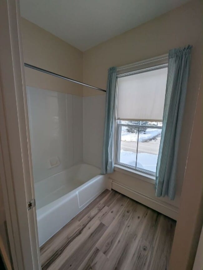 Foto del edificio - 145 Center St