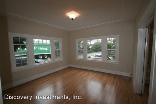 Building Photo - 730 Wesley Way