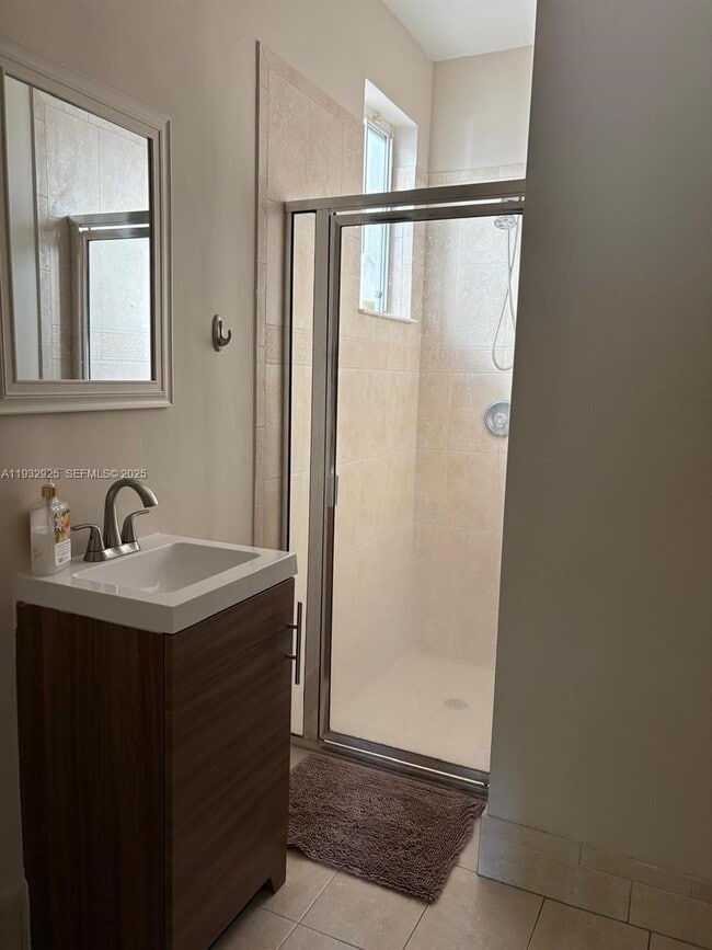 Foto del edificio - 6320 SW 163rd Pl