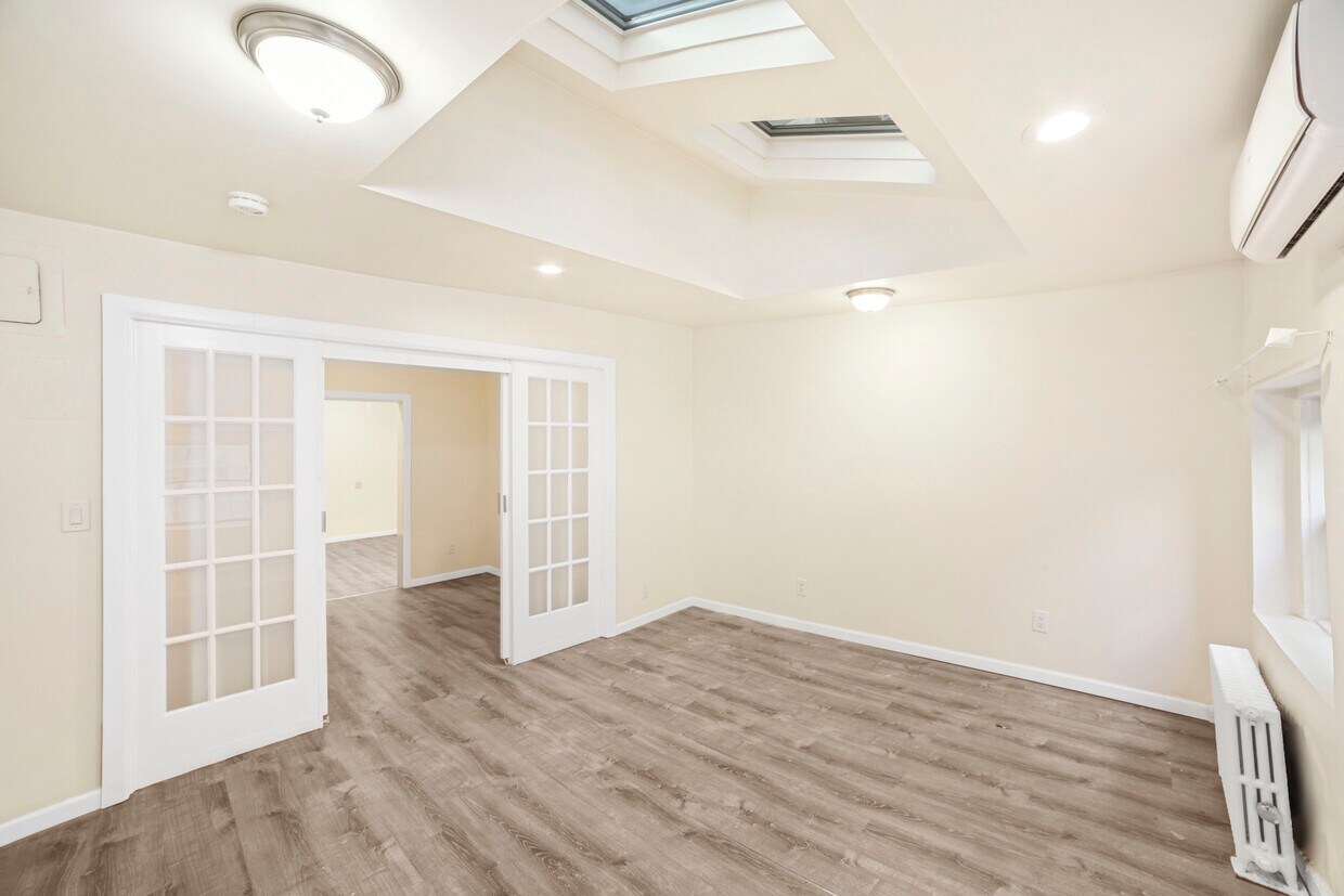 Master Bedroom - 7 W 20th St