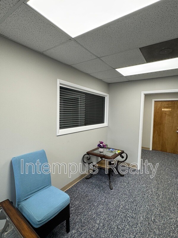 Foto del edificio - 6515 Clinton Hwy