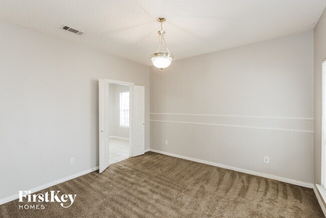 Building Photo - 1509 Dreama Dr