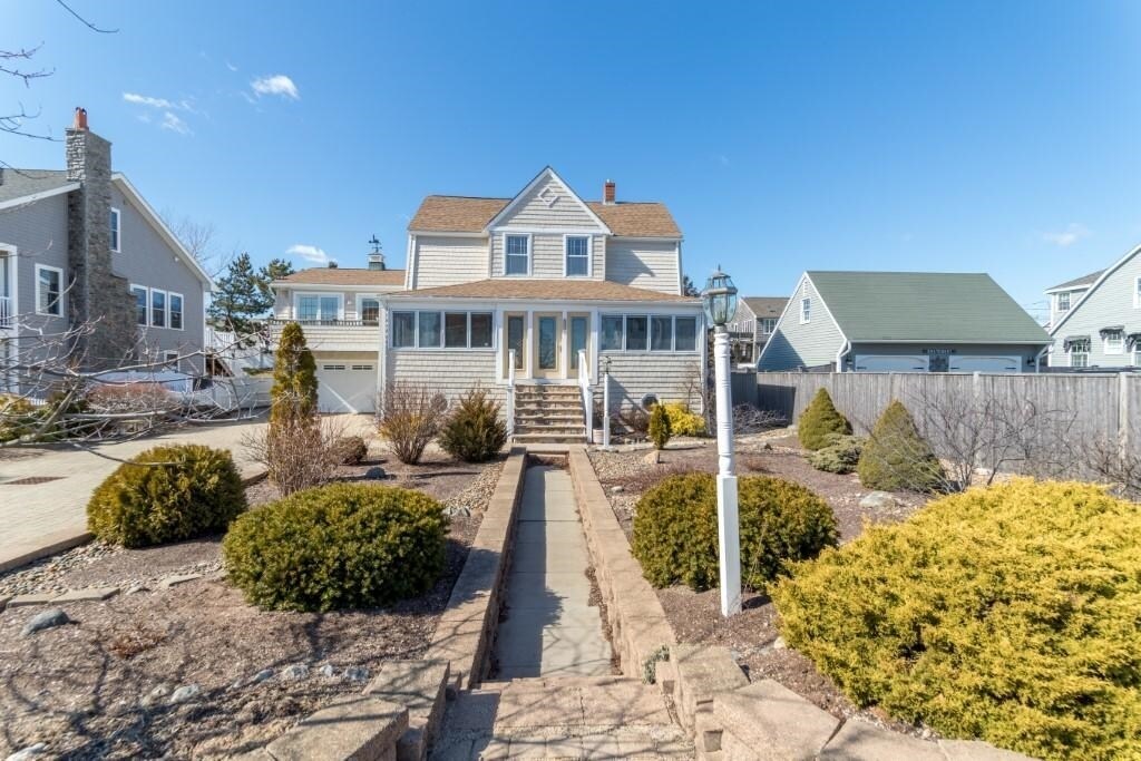 212 Atlantic Ave, Seabrook, NH 03874 Townhouse for Rent in Seabrook