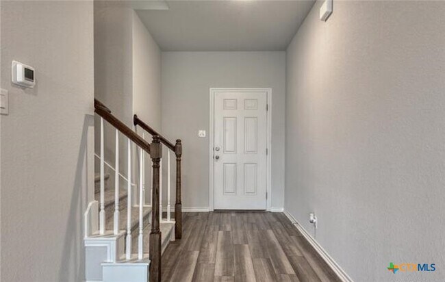 Building Photo - 2569 Windle Ln