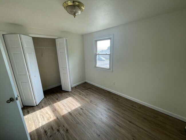 Foto del edificio - Newly Renovated Year-Round Apartments – St...