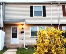 Building Photo - 12325 Boncrest Dr