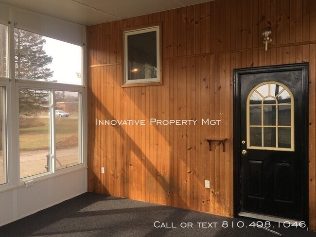 Building Photo - 3 bedroom, 1 bath home in Kearsley Schools!