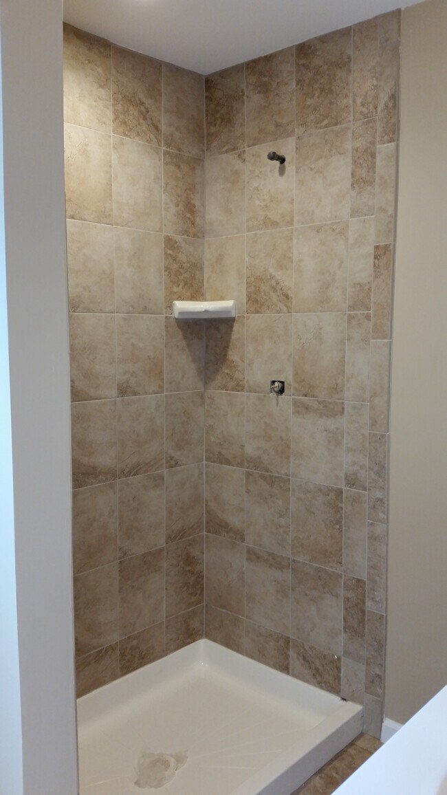 Building Photo - 503 14th St