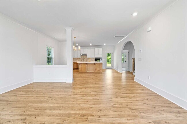 Foto del edificio - Spacious 4-Bedroom, 3 Full Bath Home in Angier