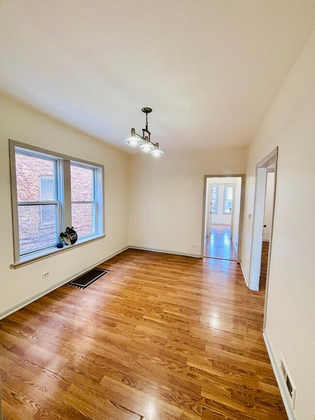 Foto del edificio - 1715 N Meade Ave