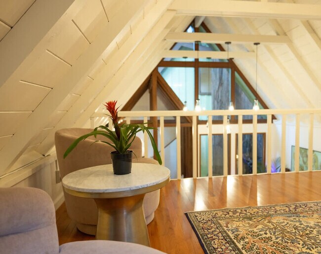 Foto del edificio - 2 Molino Ave