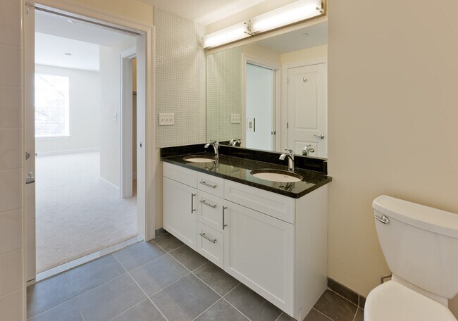 Foto del edificio - 17 Cameron Ave