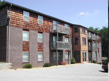 Building Photo - Peppertree Apartments