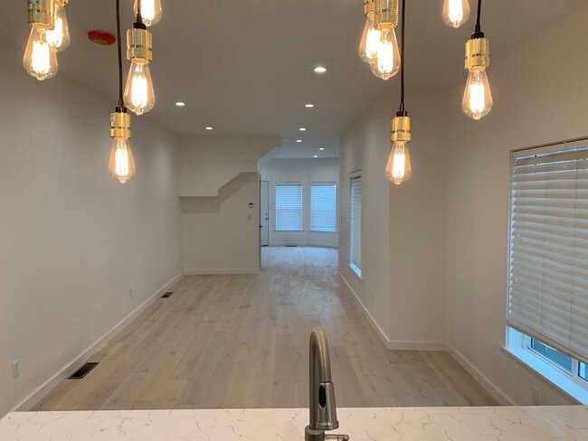 Comedor/Espacio de entretenimiento - 42 Navy St