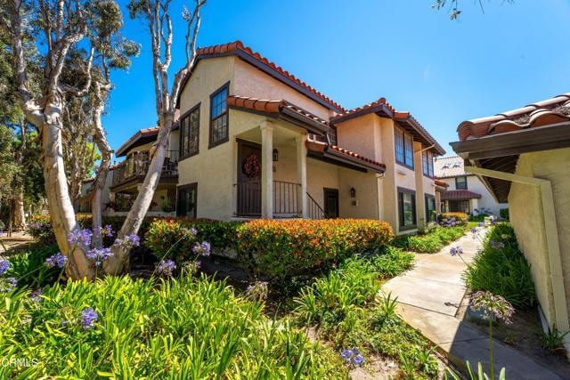 Building Photo - 2200 Martinique Ln