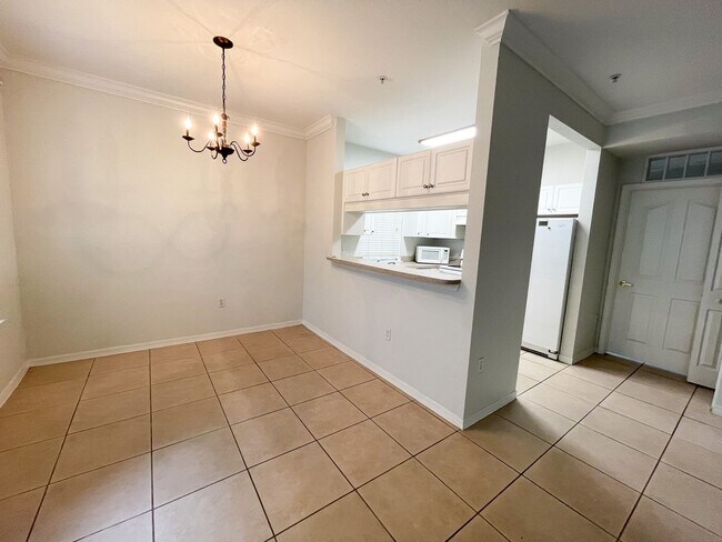 Building Photo - Charleston Place #2243