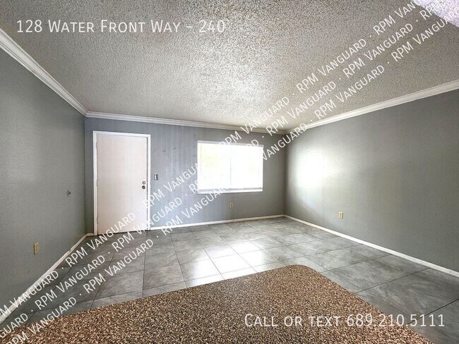 Foto del edificio - 128 Water Front Way