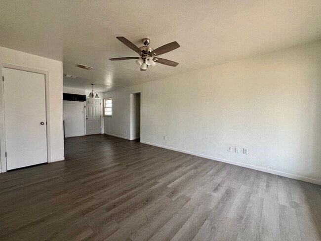 Foto del edificio - Charming 3 Bedroom Home in Brownfield!