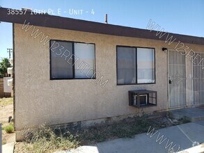 Building Photo - 38557 10th St E