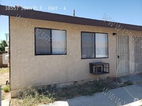 Building Photo - 38557 10th St E