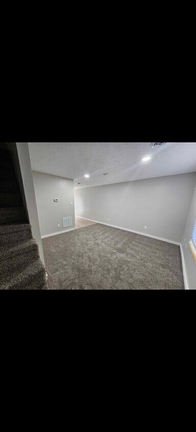 Primary Photo - 4539 Valley View Dr