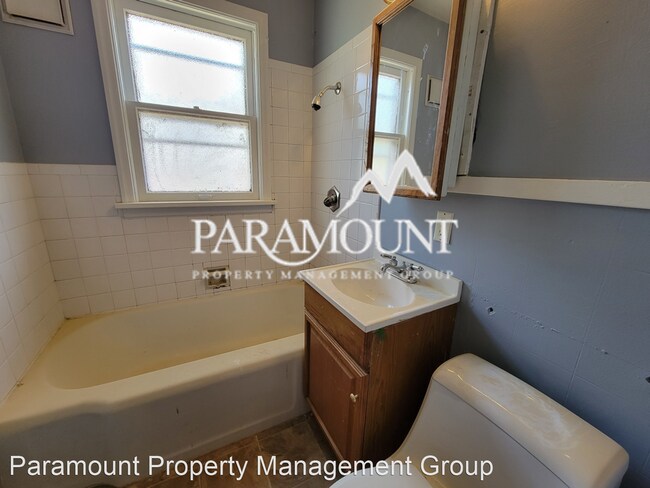 Foto del edificio - 1 br, 1 bath House - 2104 11th St