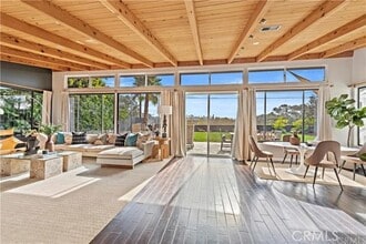 Building Photo - 1003 Grove Pl