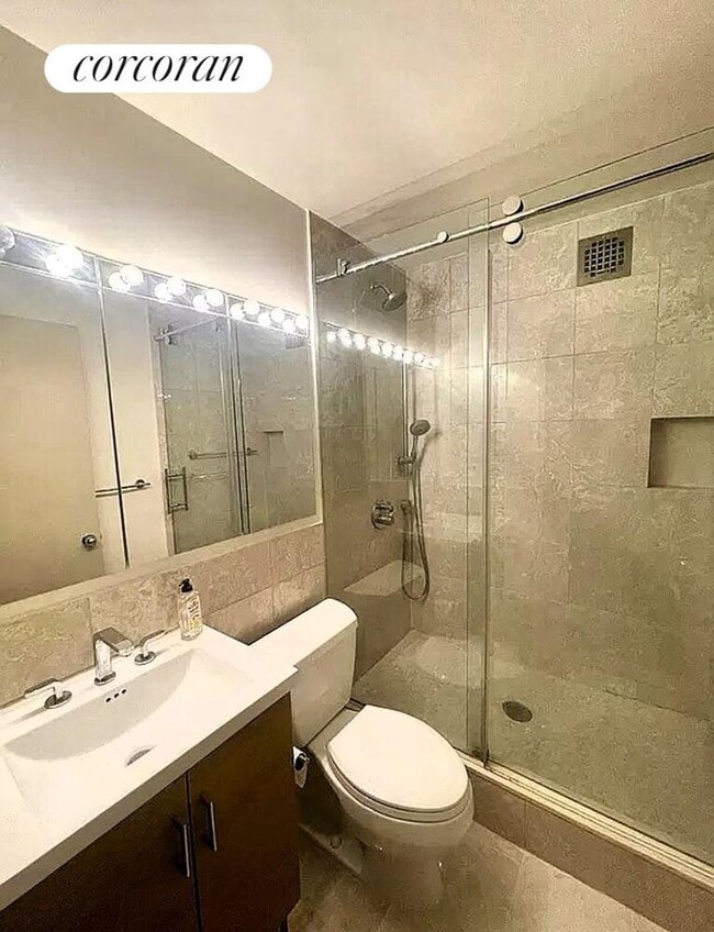 Foto del edificio - 244 Madison Ave