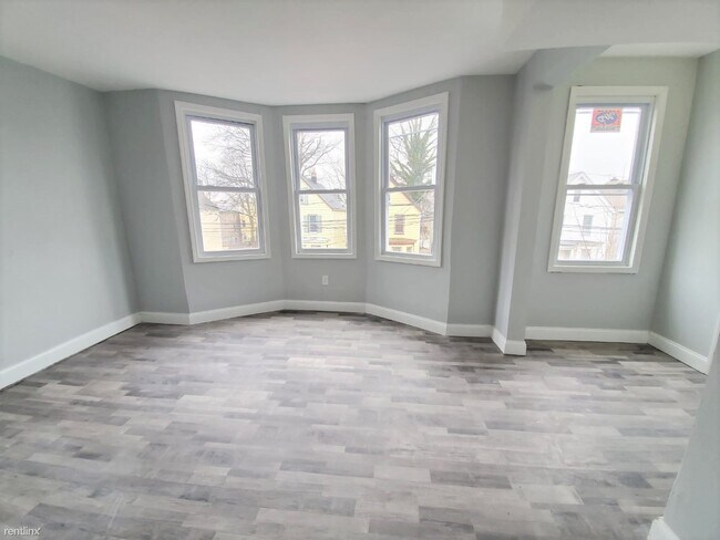 Building Photo - 2 br, 1 bath  - 784 S 15th St 1