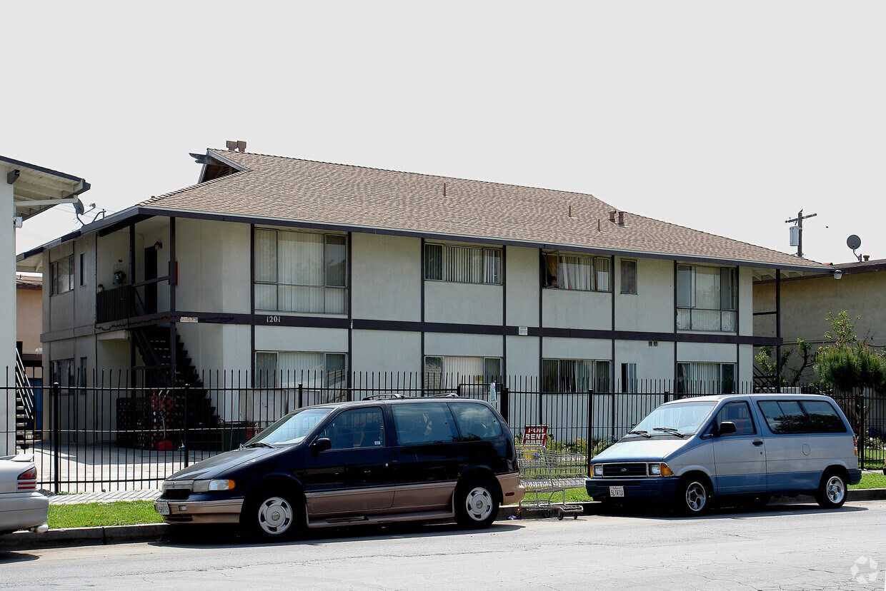 Primary Photo - 1201 Pacific Ave