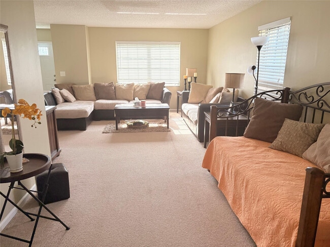 Foto del edificio - 60 SW 5th Ave