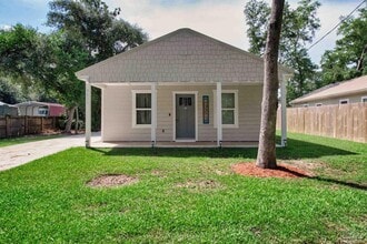 Building Photo - 3611 Stonewall Ave