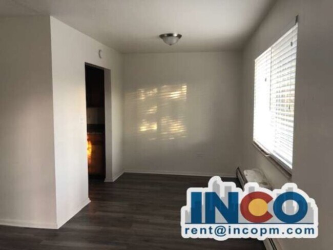 Foto del edificio - Comfortable 2bd 1 bath Condo near Sloan's ...