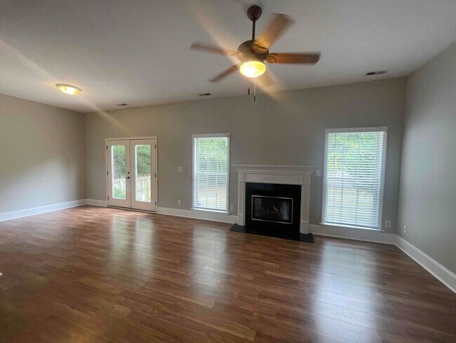 Foto del edificio - 1255 Secotan Pl