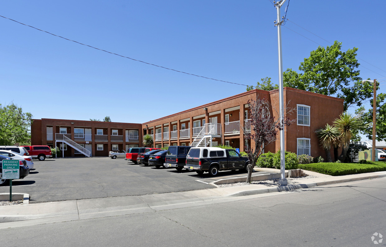 Primary Photo - Hacienda Norte Apartments