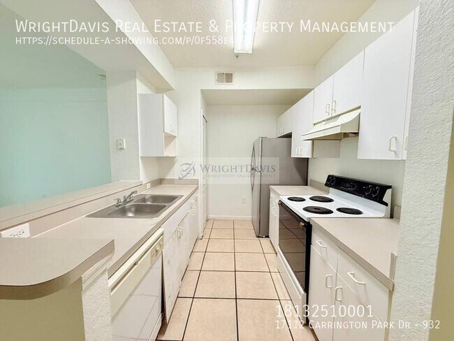Foto del edificio - 17112 Carrington Park Dr