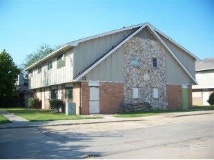 Primary Photo - Jim Drive Townhomes