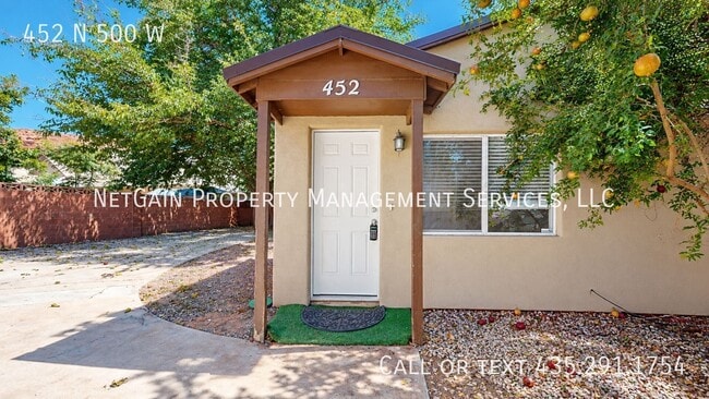 Building Photo - 452 500 W St